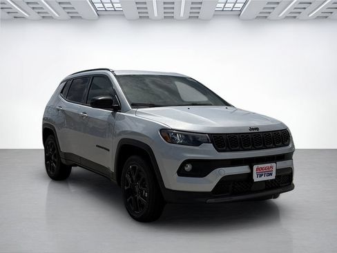 New 2026 Jeep Compass Latitude AWD/4WD image 3