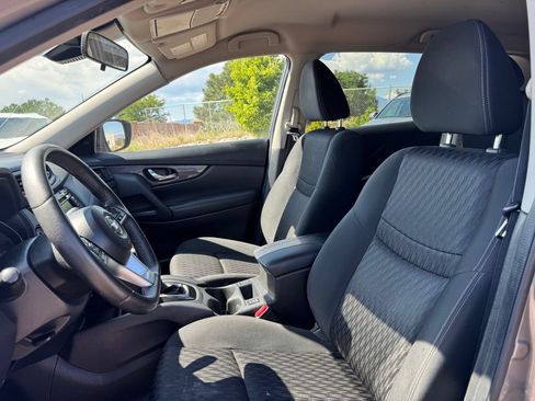Used 2019 Nissan Rogue SV AWD/4WD image 7