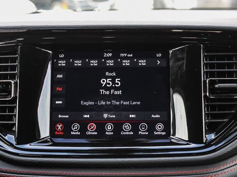 Used 2023 Dodge Durango GT AWD/4WD image 15