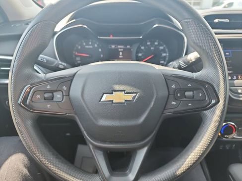 Used 2022 Chevrolet TrailBlazer LT w/ Driver Confidence Package AWD/4WD image 19