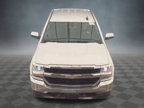 Used 2017 Chevrolet Silverado 1500 LT w/ All Star Edition image 2