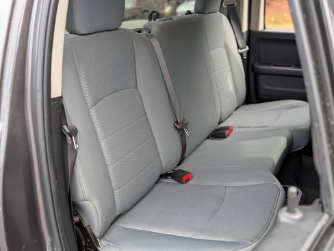 Used 2019 RAM 1500 Express w/ Express Value Package image 19