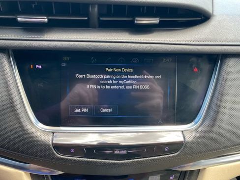 Used 2019 Cadillac XT5 AWD image 24
