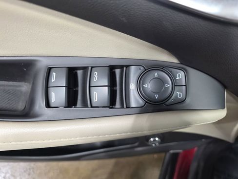 Used 2020 Buick Enclave Essence w/ Sound and Sites Package image 29