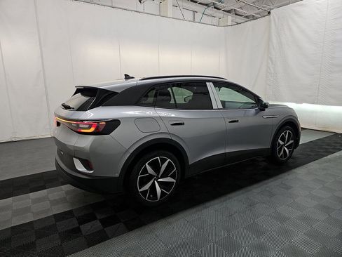 Used 2023 Volkswagen ID.4 Pro S image 4