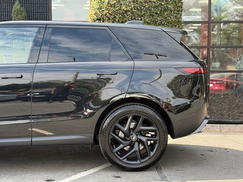 Used 2023 Land Rover Range Rover Sport SE AWD/4WD image 11