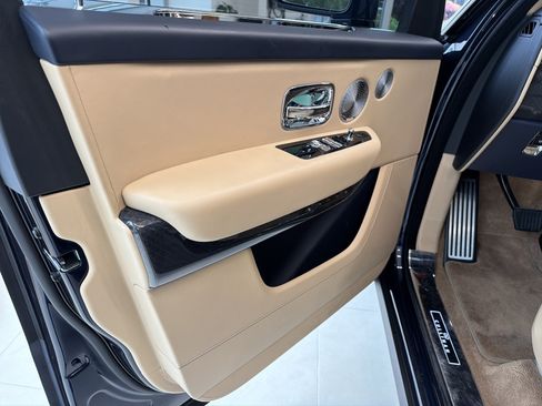 Certified 2024 Rolls-Royce Cullinan Black Badge AWD/4WD image 15