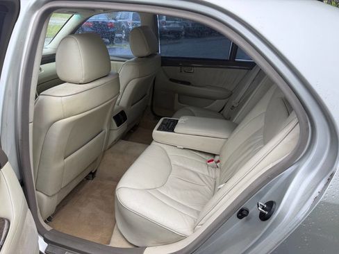 Used 2003 Lexus LS 430 RWD image 11