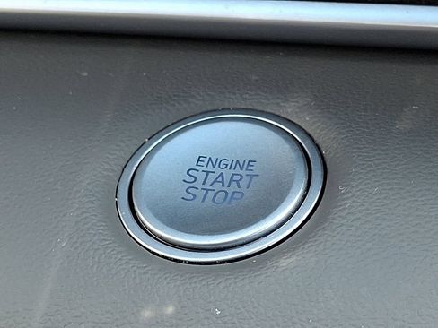Used 2023 Hyundai Elantra SEL FWD image 23