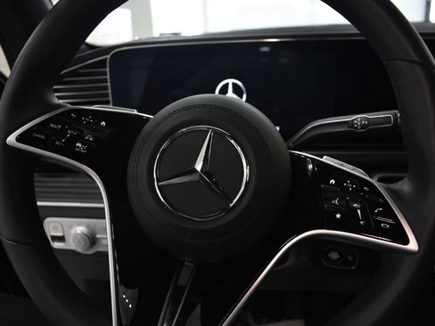 Certified 2024 Mercedes-Benz GLE 580 4MATIC image 28