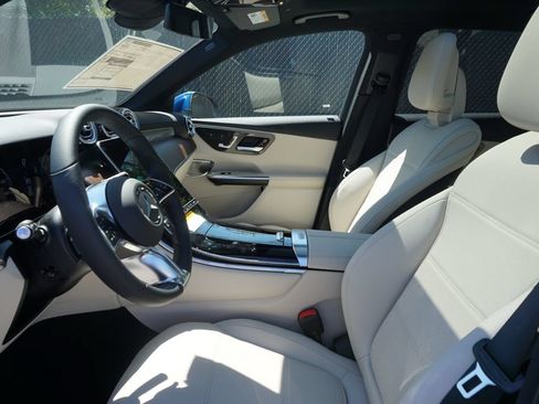 Certified 2026 Mercedes-Benz GLC 300 image 24
