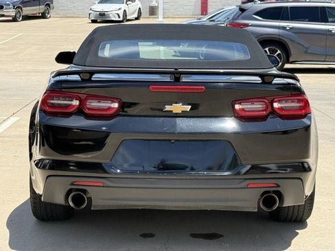 Used 2023 Chevrolet Camaro LT RWD image 5