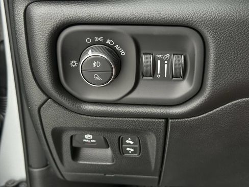New 2026 RAM 1500 Lone Star AWD/4WD image 24