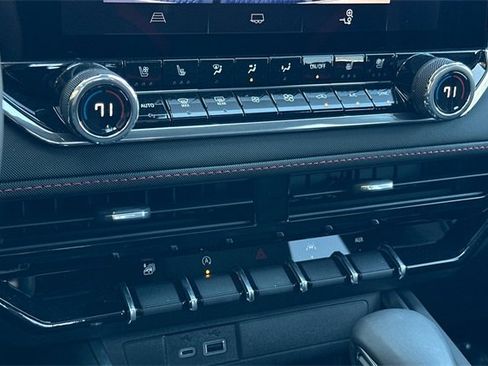 New 2025 Chevrolet Colorado Z71 w/ Z71 Convenience Package 2 image 26