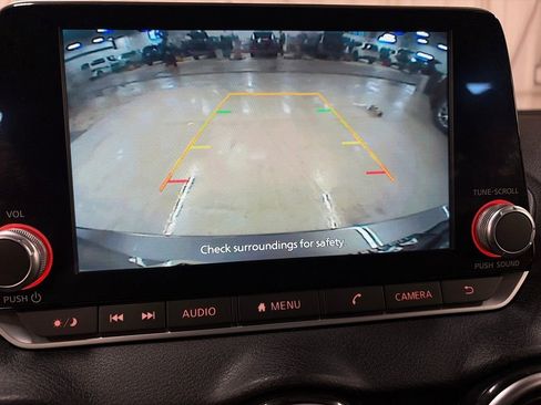 Used 2024 Nissan Sentra SV image 23