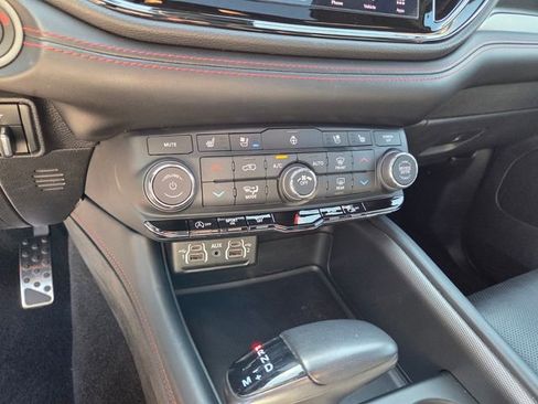 Certified 2024 Dodge Durango GT AWD/4WD image 26