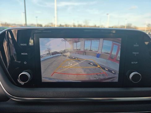 Used 2022 Hyundai Sonata SEL image 12