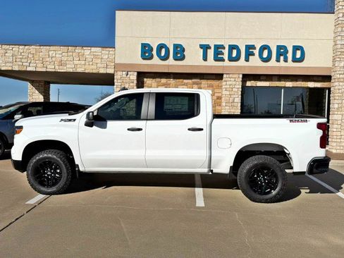 New 2026 Chevrolet Silverado 1500 Custom Trail Boss w/ LPO, Dark Essentials Package image 2