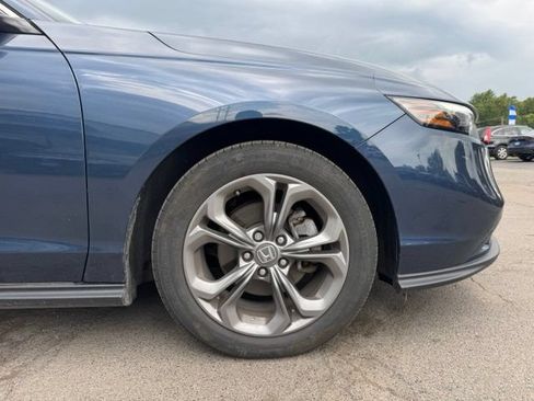 Used 2024 Honda Accord EX image 11