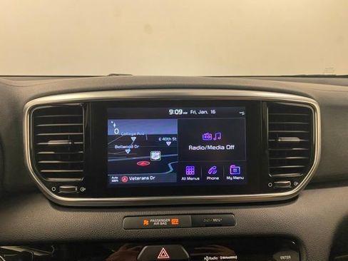 Used 2022 Kia Sportage SX image 11