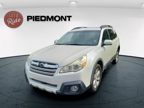 Used 2014 Subaru Outback 3.6R Limited w/ Moonroof Package AWD/4WD image 1
