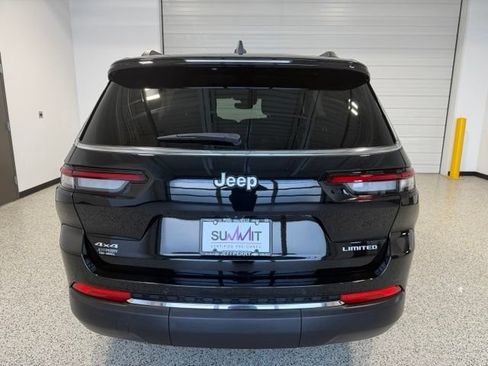 Used 2024 Jeep Grand Cherokee L Limited w/ Trailer Tow Package AWD/4WD image 4