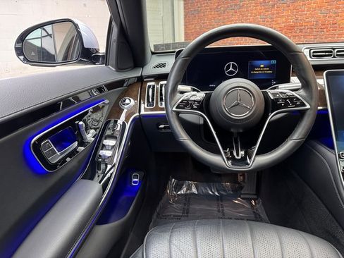 Certified 2022 Mercedes-Benz S 500 4MATIC image 13