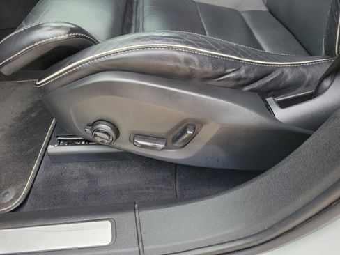 Used 2020 Volvo XC60 T5 R-Design image 17