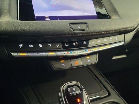 Certified 2023 Cadillac XT4 Sport FWD image 26