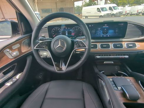 New 2025 Mercedes-Benz GLE 350 4MATIC image 3