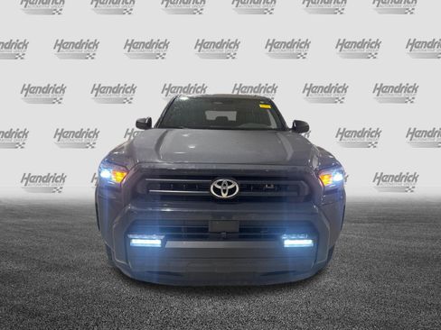 Used 2025 Toyota 4Runner SR5 AWD/4WD image 38