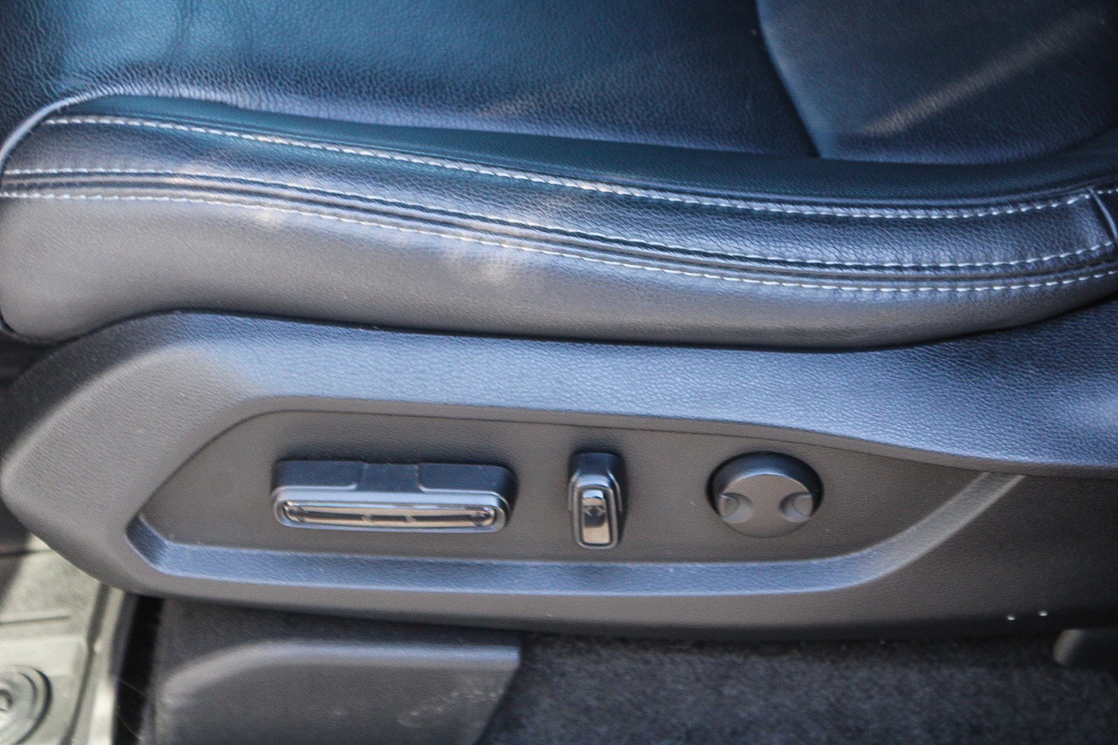 Used 2025 Honda Pilot Touring image 23