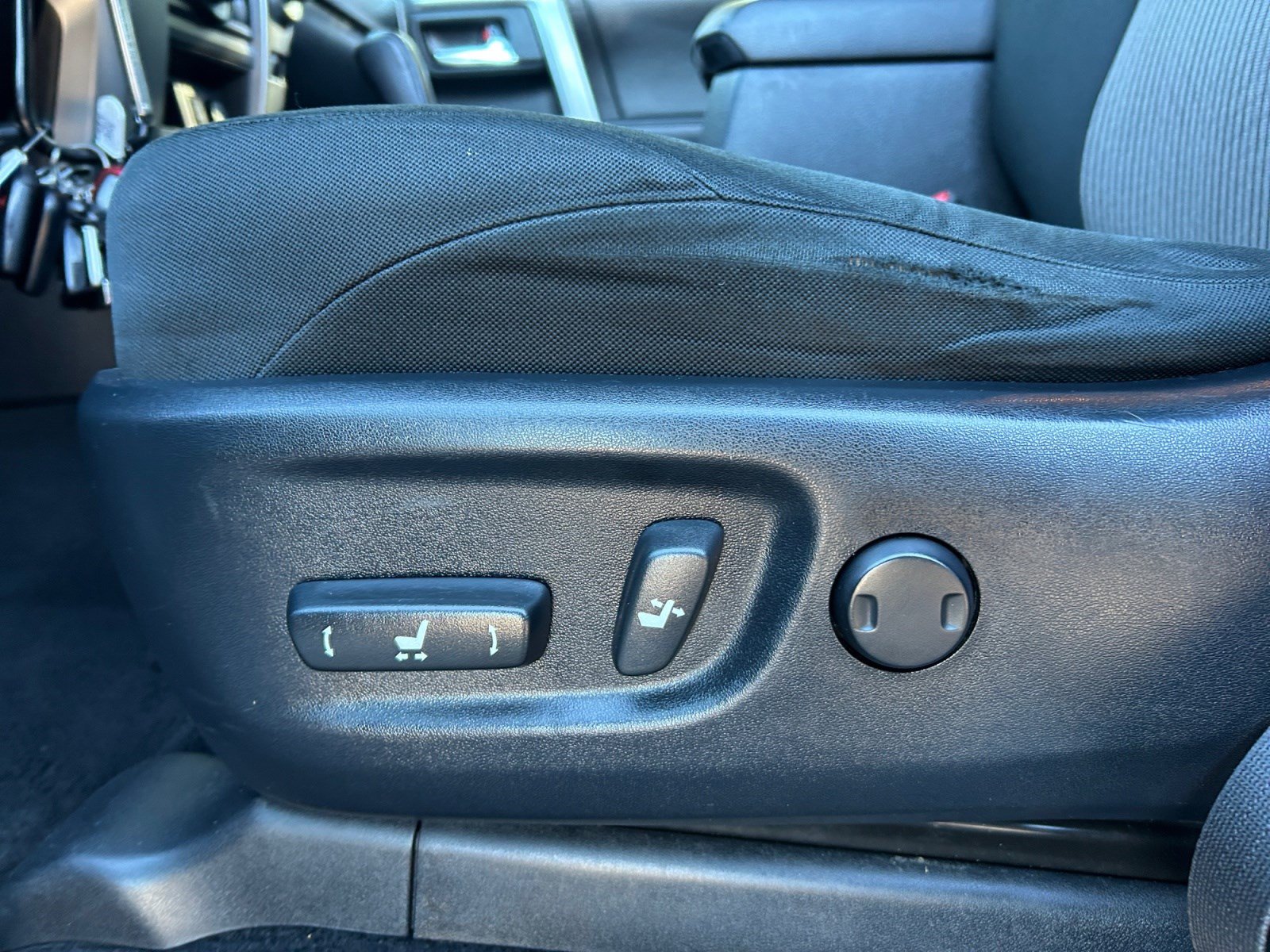 Used 2018 Toyota 4Runner SR5 RWD image 14
