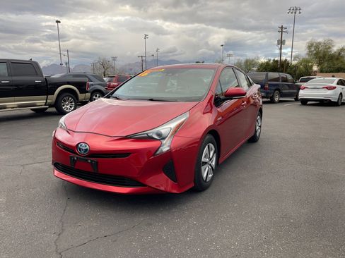 Used 2016 Toyota Prius Three Touring image 1