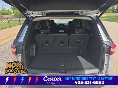 Used 2020 Chevrolet Traverse LT w/ Driver Confidence II Package FWD image 32