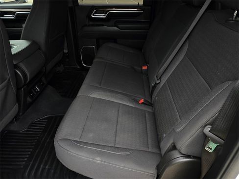 Used 2025 Chevrolet Silverado 2500 LT w/ Convenience Package image 29