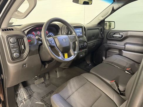 Used 2020 Chevrolet Silverado 1500 Custom Trail Boss w/ Custom Convenience Package AWD/4WD image 11