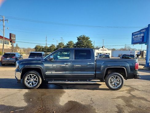 Used 2018 GMC Sierra 1500 SLT w/ SLT Premium Package image 3