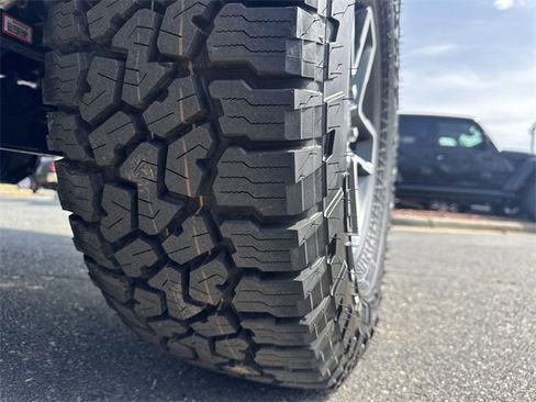 New 2026 Jeep Gladiator Mojave image 18