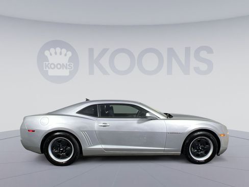 Used 2011 Chevrolet Camaro LS image 8
