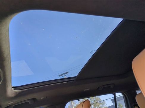 Used 2024 Jeep Grand Cherokee L Summit image 24