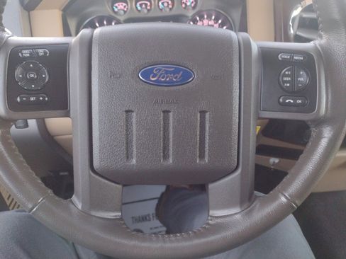 Used 2012 Ford F350 Lariat w/ Lariat Interior Pkg image 14