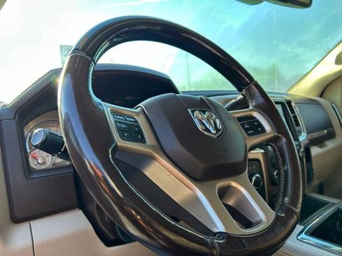 Used 2015 RAM 3500 Laramie Longhorn image 38