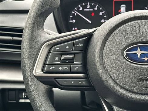 Certified 2025 Subaru Impreza 2.0i image 8