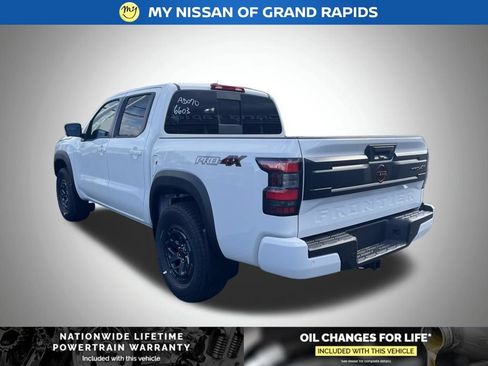 New 2026 Nissan Frontier PRO-4X w/ Pro-4x Convenience Package AWD/4WD image 3