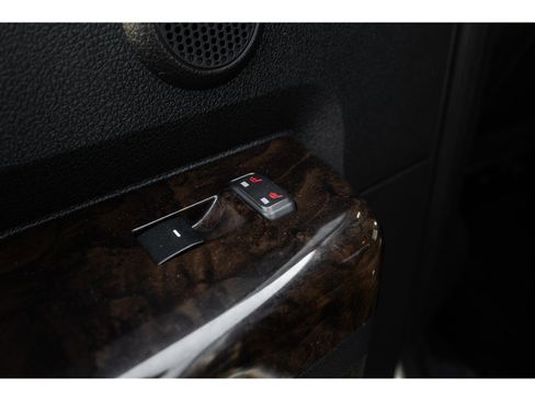 Used 2013 Ford F350 Platinum w/ FX4 Off Road Pkg image 32