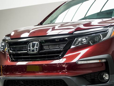 Used 2022 Honda Pilot Special Edition image 2