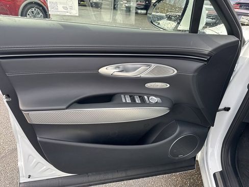 Used 2025 Genesis GV70 2.5T w/ Sport Prestige Package image 15