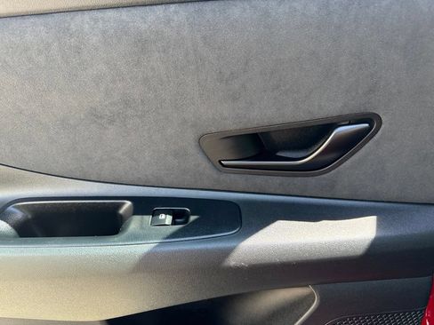 Certified 2025 Hyundai Elantra N FWD image 19