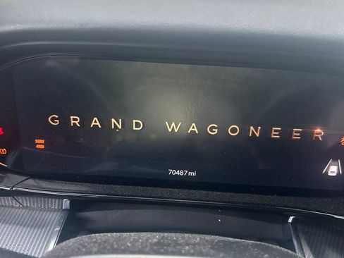 Used 2022 Jeep Grand Wagoneer Series II AWD/4WD image 14